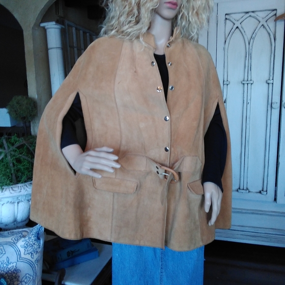 Suede cape - Picture 2 of 7